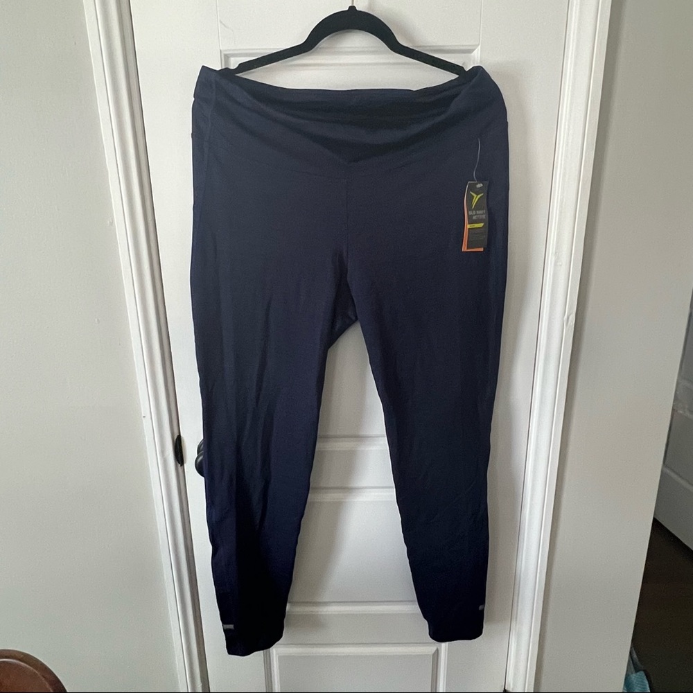 NWT-Navy blue ON leggings with back zipper pocket SZ XL